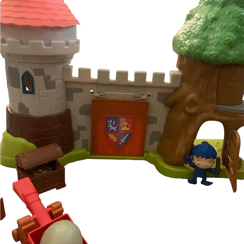 Mike The Knight Adventure Castle Playset with Figures